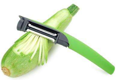 3 IN 1 TRI-BLADE VEGETABLE & FRUIT PEELER!!!