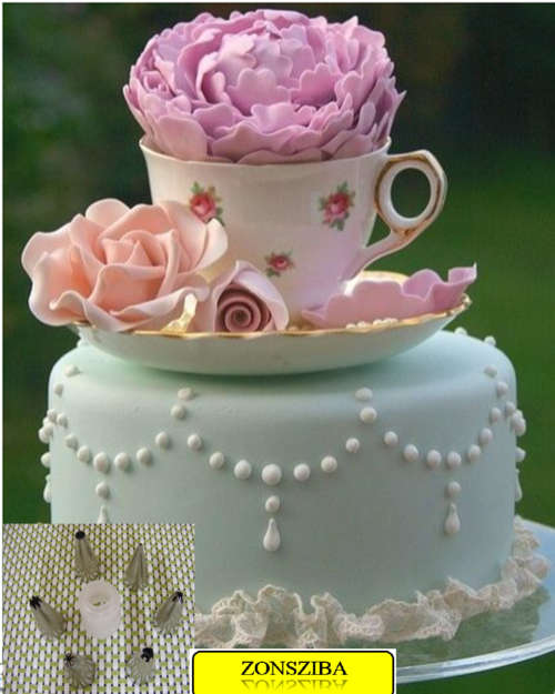 ICING BAG & 6 PIECE CAKE TIP SET!!!