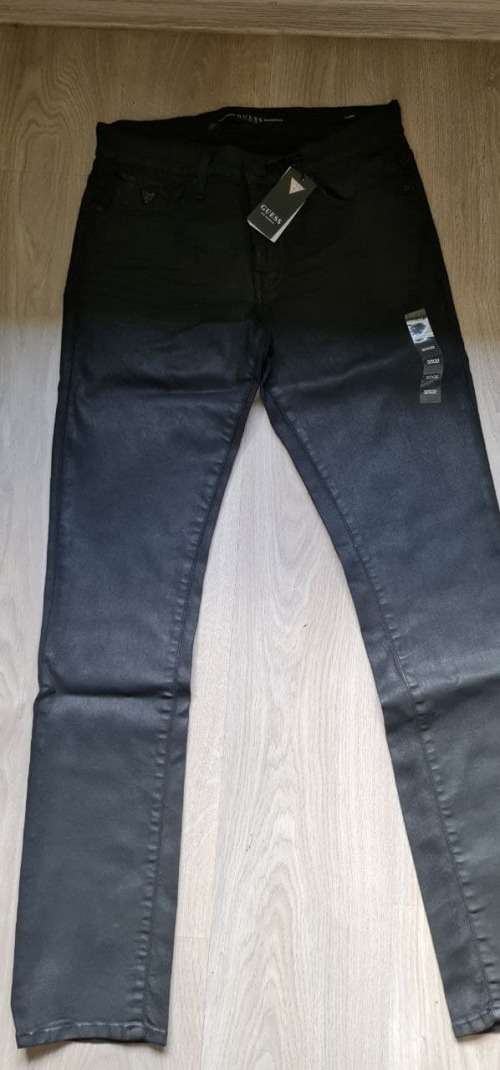 100% Original Guess Jeans - Mens Skinny Jeans Size : W32L34 (Retail R999)