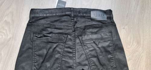 100% Original Guess Jeans - Mens Skinny Jeans Size : W32L34 (Retail R999)