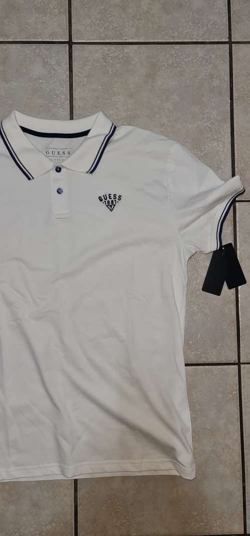 100% Original Guess Golfer - X-Large (Retail R699)