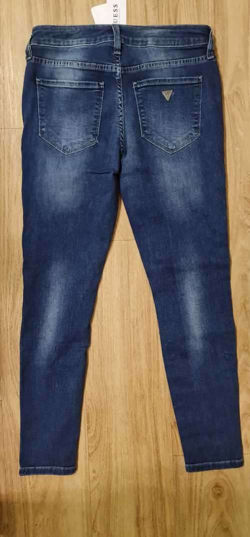 100% Original Guess Ladies Skinny Jeans - Guess Size 26 (SA Size 32) RETAIL R999