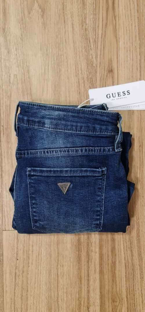 100% Original Guess Ladies Skinny Jeans - Guess Size 26 (SA Size 32) RETAIL R999