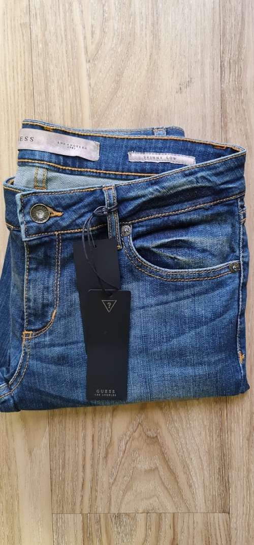 Original Guess Ladies Skinny Jeans - Guess Size 28 (SA Size 34) RETAIL R999