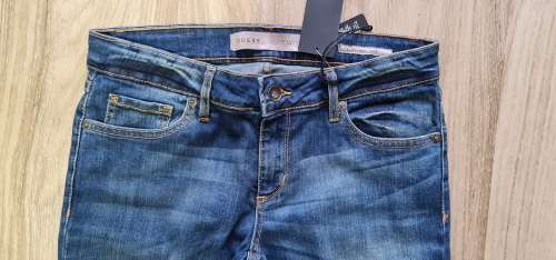 Original Guess Ladies Skinny Jeans - Guess Size 28 (SA Size 34) RETAIL R999