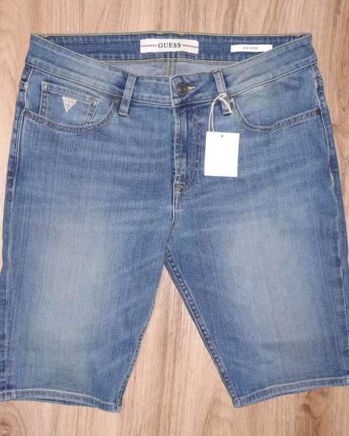 100% Original Guess Jeans Shorts Size 32 (Retail R799)