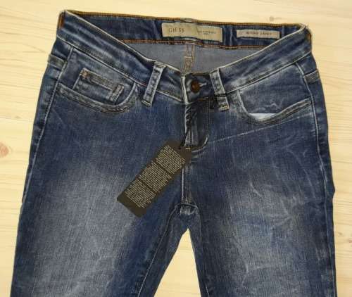 100% Original Guess Ladies Jeans - Guess Size 26 (SA Size 32) RETAIL R999 (Beverly Skinny)