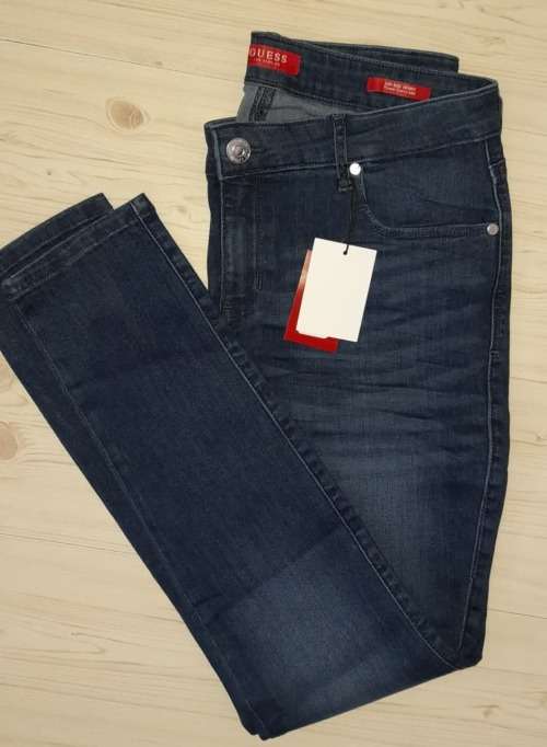 100% Original Guess Ladies Jeans - Guess Size 31 (SA Size 37) RETAIL R999 (Mid Rise Skinny - Power )