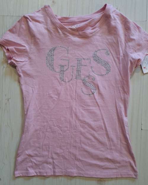 100% Original Guess Ladies T-Shirt - Size Large - RETAIL R699