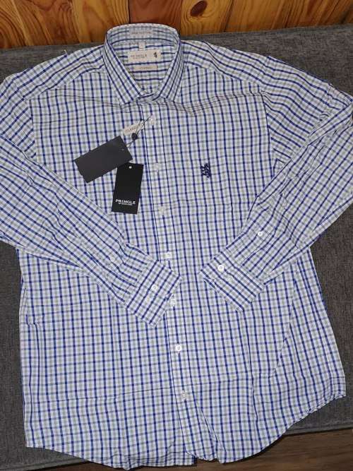 Original PRINGLE of Scotland Formal Shirt - Large (Retail R1599) - Classic Fit