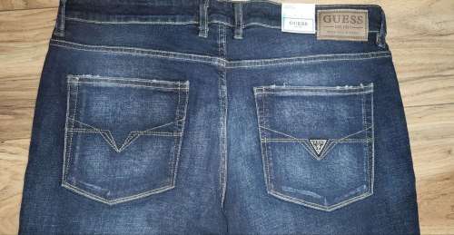 Guess Jeans - Men`s Slim Tapered Jeans Size : W36L32 (Retail R1299)