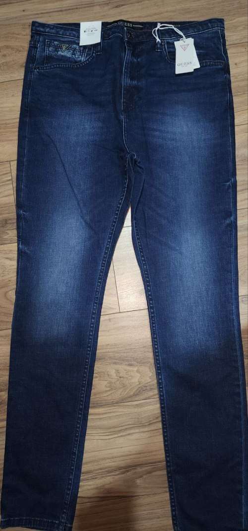 Guess Jeans - Men`s Utility Fit Jeans Size : W34L32 (Retail R1299)