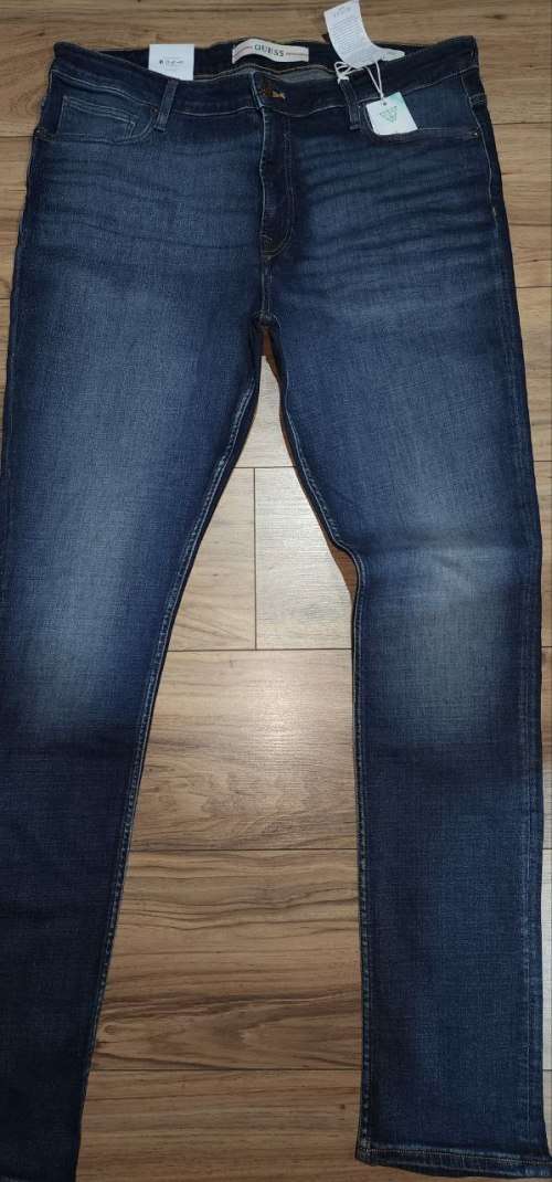 Guess Jeans - Men`s Super Skinny Jeans Size : W34L32 (Retail R1499)