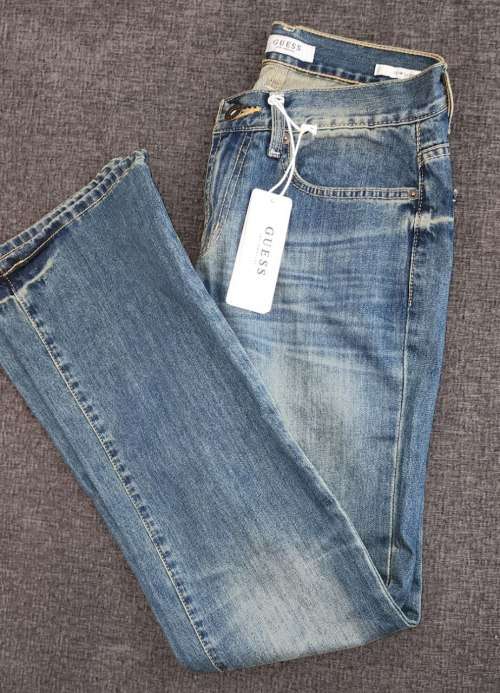 Guess Jeans - Mens Slim Boot Jeans Size : W28L32 (Retail R1299)