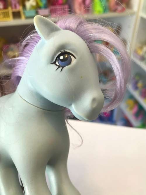 My Little Pony - Concave Foot Collector`s Pose - Blue Belle (1983)