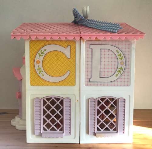 My Little Pony - Lullabye Nursery with Baby Tiddly Winks (1984) - GREAT FOR DISPLAY