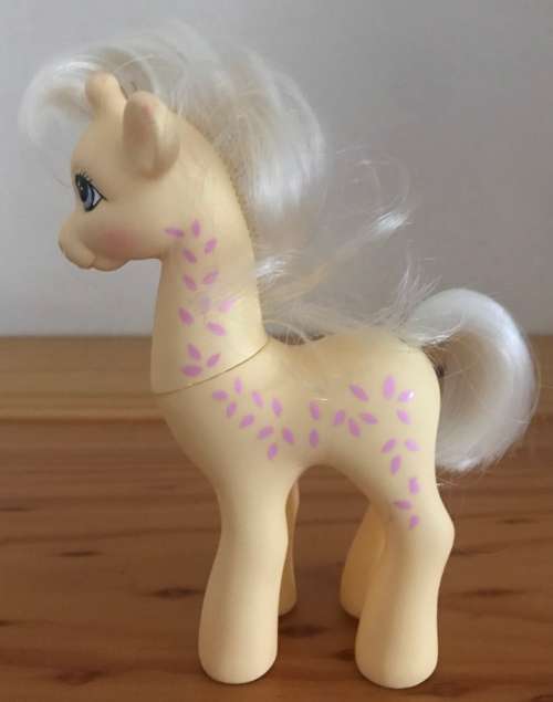 My Little Pony - Pony Friends - Creamiscle the Giraffe (haircut) (1986)