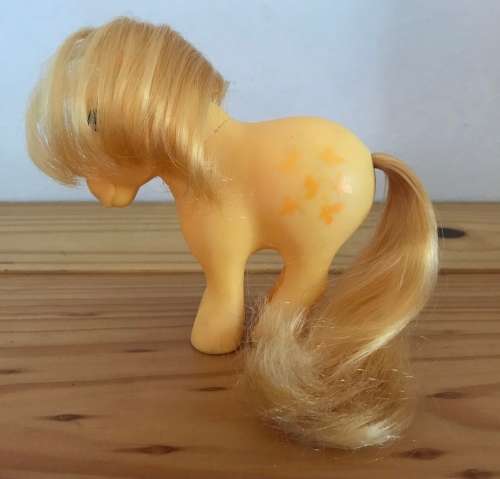 My Little Pony - Collector`s Pose - Butterscotch (concave-hoof) (1983)