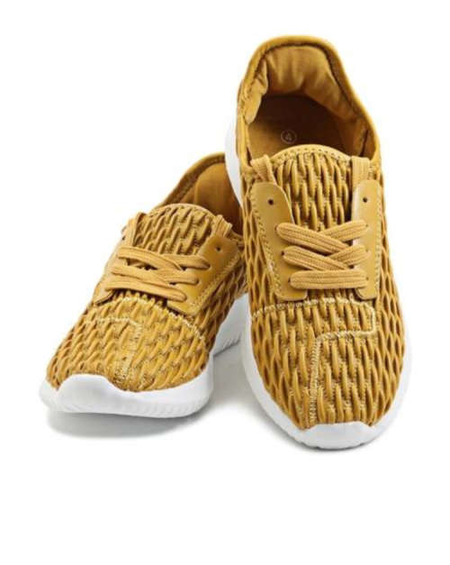 Tom-Tom Sneakers | 9 Options