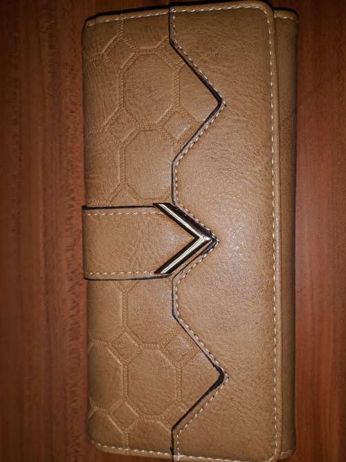 Women's Wallet (Beige)