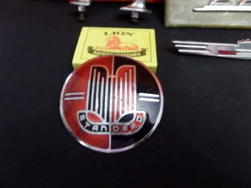 Joblot Old Car Badges(bid for lot)