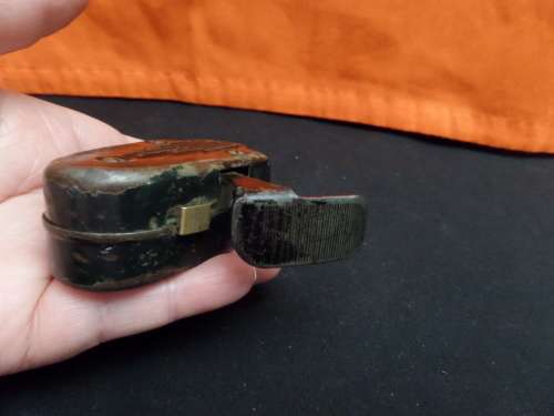 Antique dynamo (light still working)