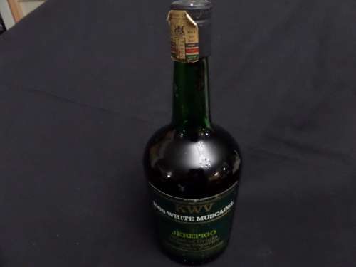 1968 KWV White Muscaldel Jerepigo Boberg Superior 750ml sealed