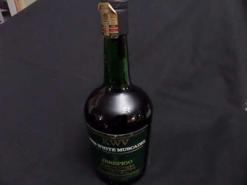 1968 KWV White Muscaldel Jerepigo Boberg Superior 750ml sealed