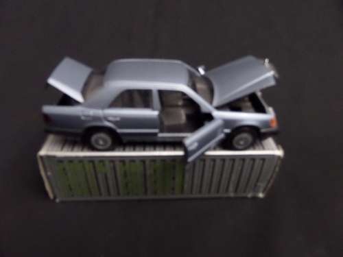 Mercedes-Benz 300 SE/SEL Model made in Germany boxed