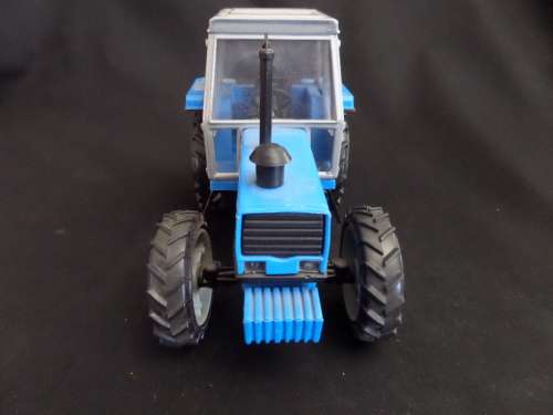 Landini 9880 Tractor made in Italy by Ros 18 cm x 12 cm