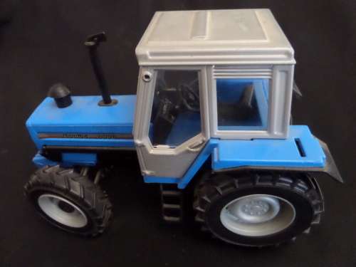 Landini 9880 Tractor made in Italy by Ros 18 cm x 12 cm