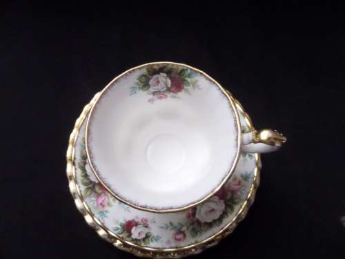 Royal Albert Celebration England Trio