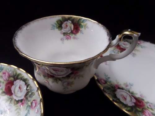 Royal Albert Celebration England Trio