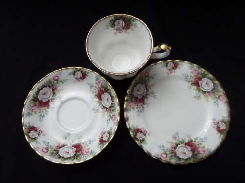 Royal Albert Celebration England Trio