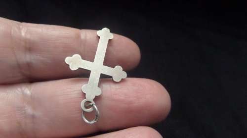 835 Silver Pendant (Cross) 2.8 grams
