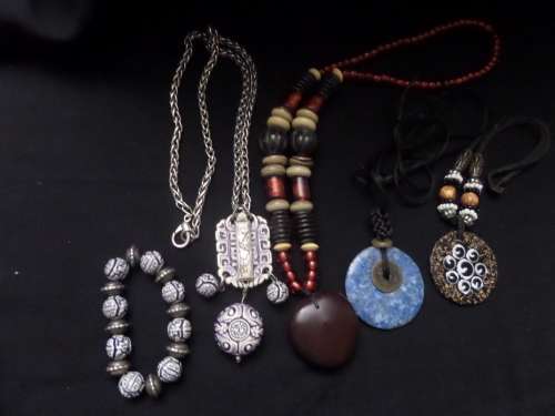 Joblot of Costume Jewellery (bid for the lot)