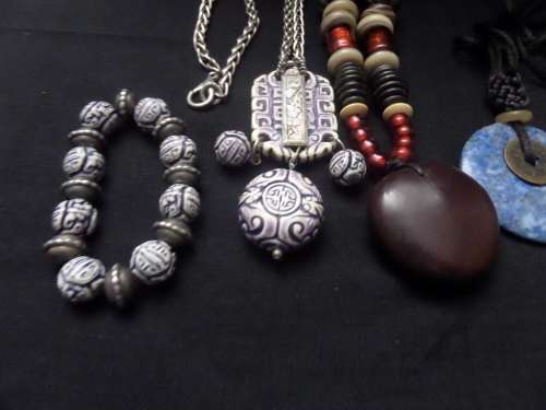 Joblot of Costume Jewellery (bid for the lot)