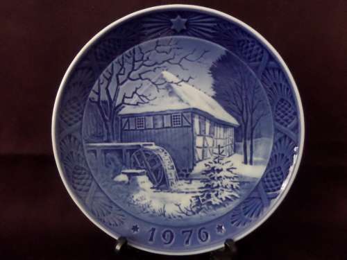 1976 Royal Copenhagen Plate made in Denmark - Vibaek Water Mill - 18cm