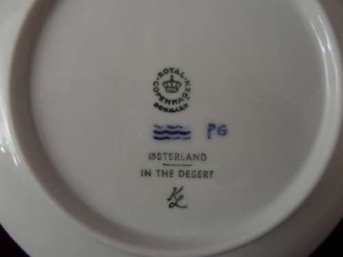 1972 Royal Copenhagen Plate made in Denmark - In the Dessert - 18cm