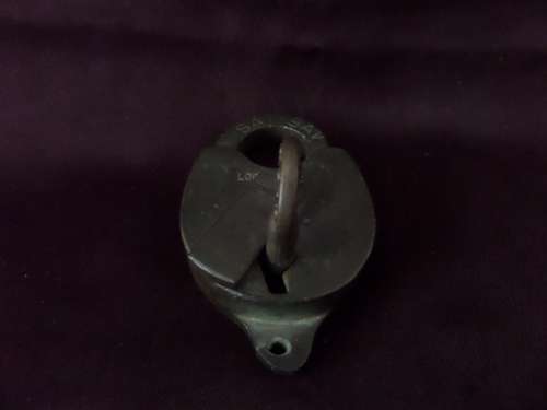 Vintage South Africa Railways / Suid Africa Spoorweg Brass Lock and Key in working Condition