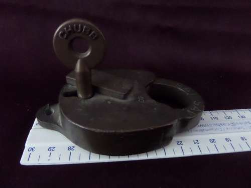 Vintage South Africa Railways / Suid Africa Spoorweg Brass Lock and Key in working Condition