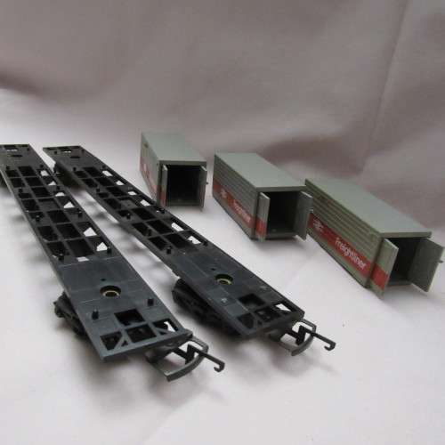 2 X Triang /Hornby R633 Freightliner Container Wagons (bid for lot)