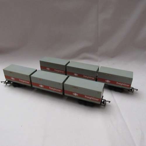 2 X Triang /Hornby R633 Freightliner Container Wagons (bid for lot)