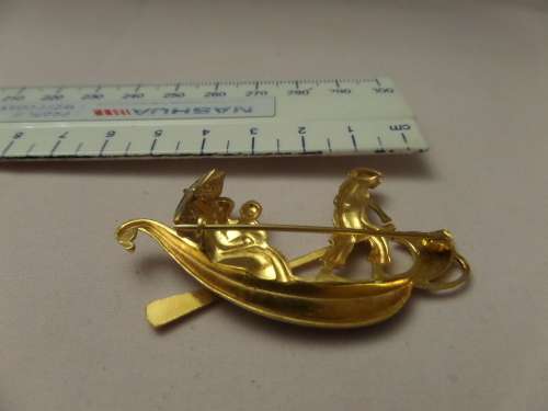 Vintage Costume Brooch (Gondola)