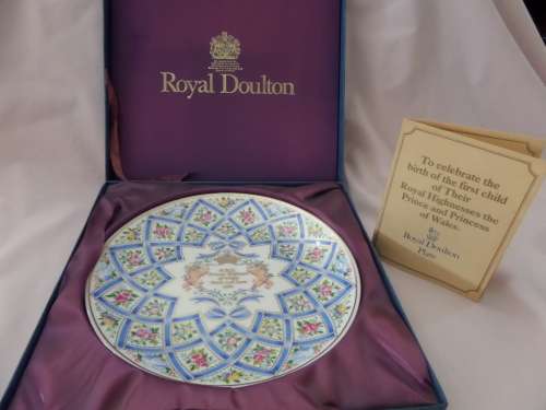 Royal Doulton PlateTo Celebrate the birth of their Royal Highnesses the Prince and Princess of Wales