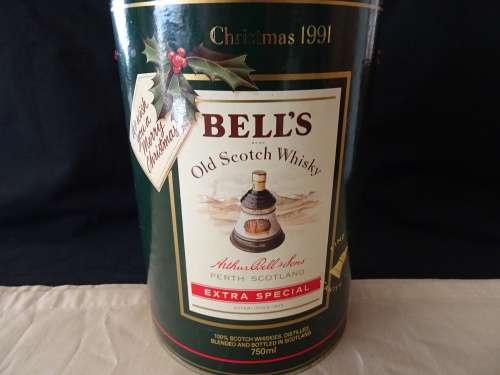 Bells Old Scotch Whisky - 750ml Christmas 1991 -The Art of Distilling  - Sealed and Full