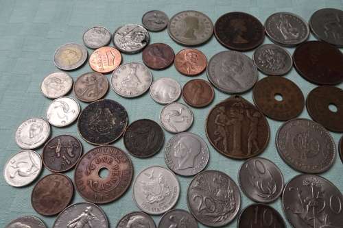 Lot of 88 South African and International Coin (Bid for the Lot)