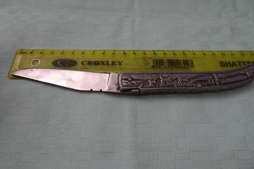 Laguiole Pocket Knife with Beautiful Hunting Scene in Excellent Condition