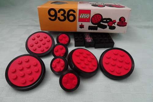 Vintage Lego Set 936 - Complete - Boxed