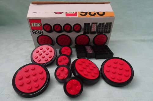 Vintage Lego Set 936 - Complete - Boxed